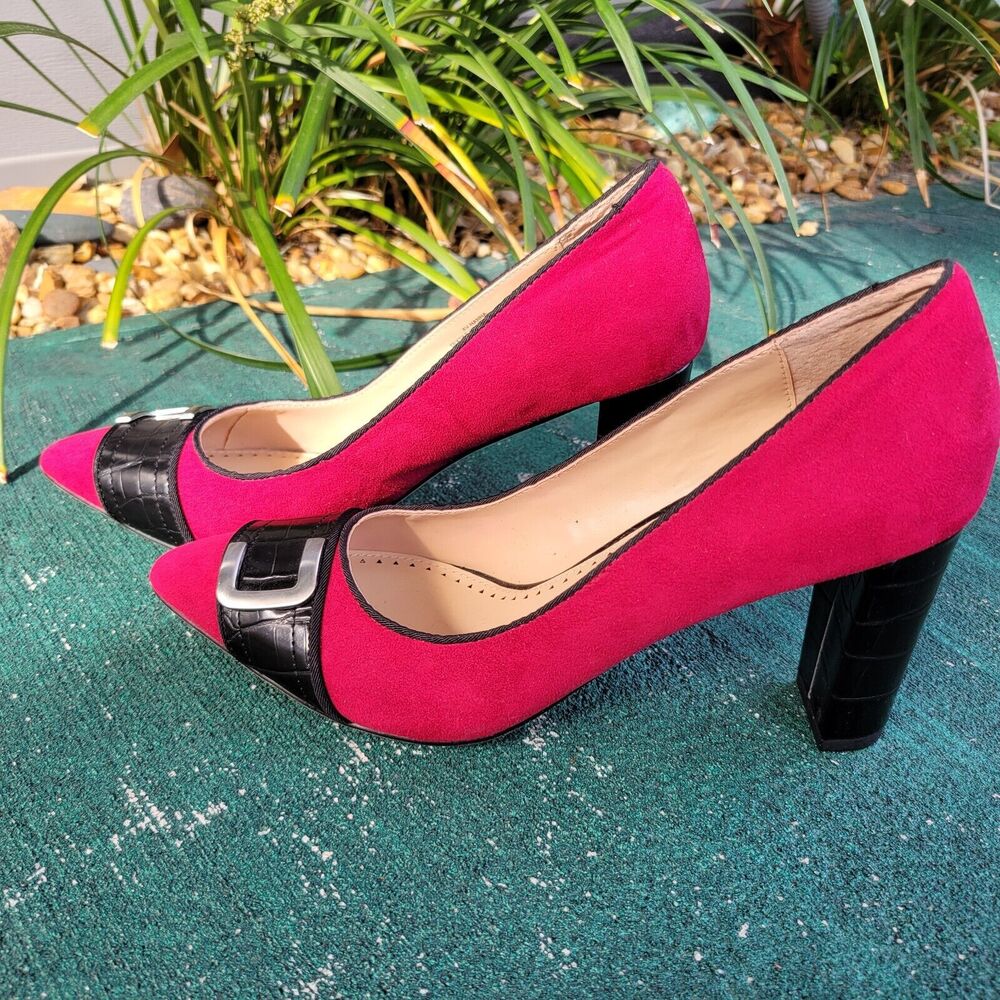 Adrienne Vittadini Nanna burgundy faux suede pumps with snakeskin heel size 7M